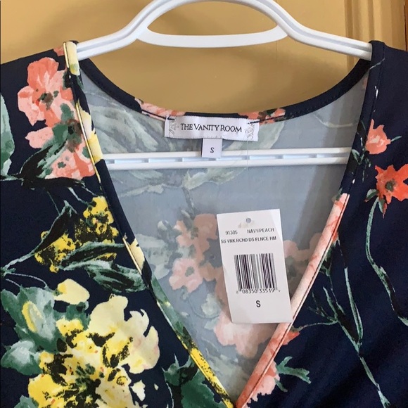 The Vanity Room Flower Pattern Dress - Small - Picture 2 of 5